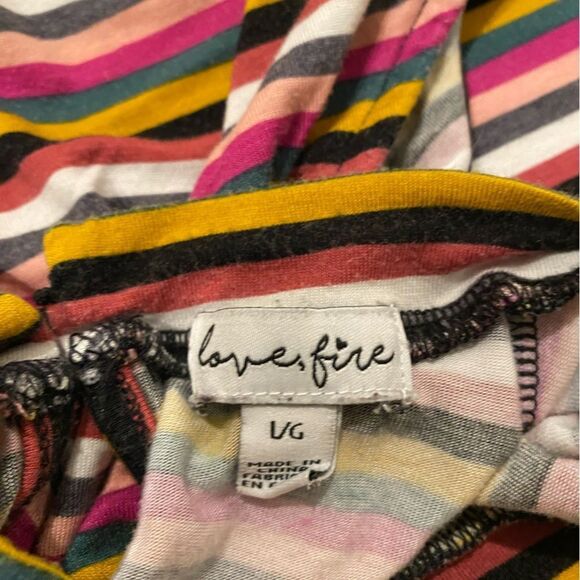 🔆3/$25🔆 Love, Fire Striped Sleeveless Tunic Size L - Picture 6 of 7